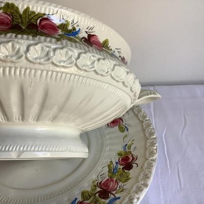 K718 Vintage Capodimonte Style Italian Soup Tureen with Ladle