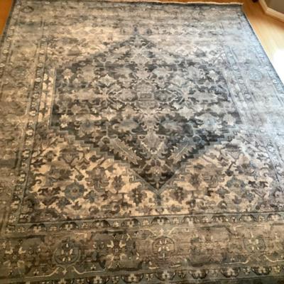 DR722 Large Nicole Miller Area Rug 7’11” x 10’ `