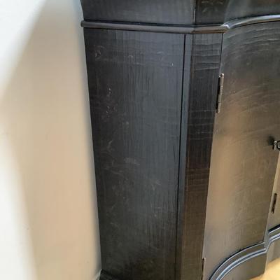 L732 Ethan Allen Black Chinoiserie Console Cabinet / Sideboard