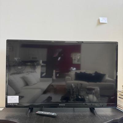 L733 Large Magnavox LED Flatscreen Television