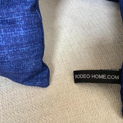 L736 Le Rodeo 6 Royal Blue Pillows