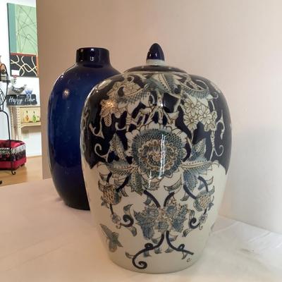 L740 Asian Style Ginger Jar with Blue Glass Vase