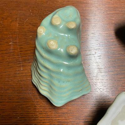 Vintage Oyster Shape Art Pottery Footed Bowls