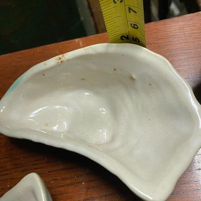 Vintage Oyster Shape Art Pottery Footed Bowls