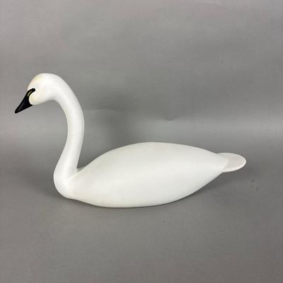 MB746 Swan Decoy by Wayne W. Wheeler