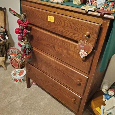 Dresser