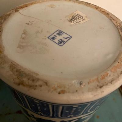 Vintage Chinese Porcelain Blue And White Floral Beaker Vase