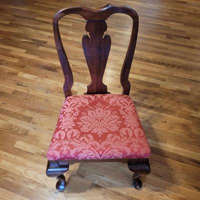 Eight Queen Anne Wooden Chairs (DR-EL)