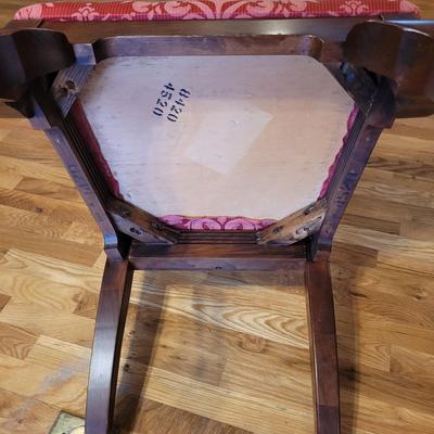 Eight Queen Anne Wooden Chairs (DR-EL)