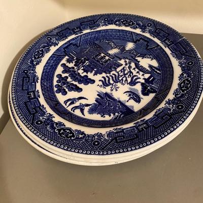 4 N. Straus & Sons Blue Willow Dinner Plates
