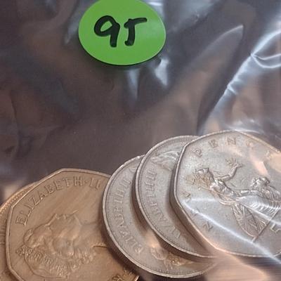 Set of Five Queen Elizabeth II New Pence Coins 50 and 10 Various Dates (95)