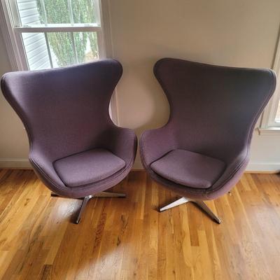 Pair of Egg Lounge Chairs (D-EL)