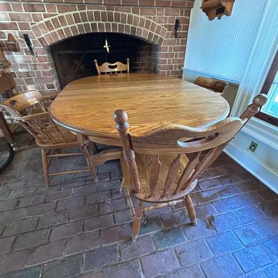 Kitchen Table & Chairs