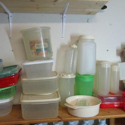 Rubbermaid Containers