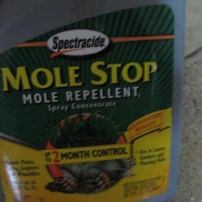 Round Up Ortho Home Defense Mole Stop
