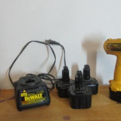 DeWALT Drill Light Charger & Batteries
