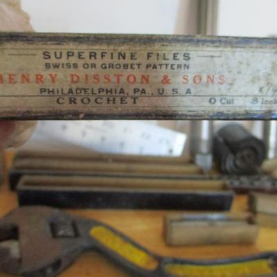 Adjustable S Handle Wrench Henry Disston & Sons Superfine Files Tap & Dies Box 4