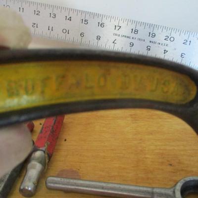 Adjustable S Handle Wrench Henry Disston & Sons Superfine Files Tap & Dies Box 4