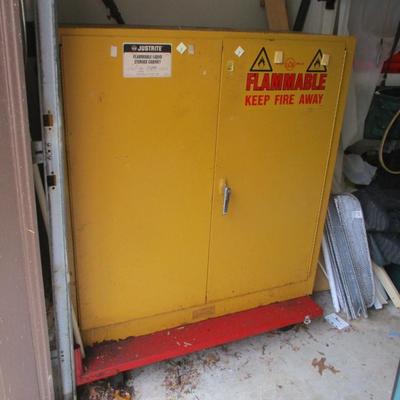 Metal Storage Cabinet With Supplies & Cart Approx 18" x 44 1/4" x 43"