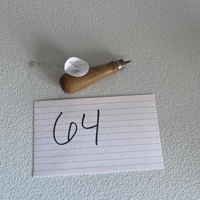 Wood chisel 1 awl
