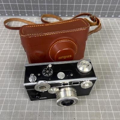 ARGUS 35 MM Camera with Case 