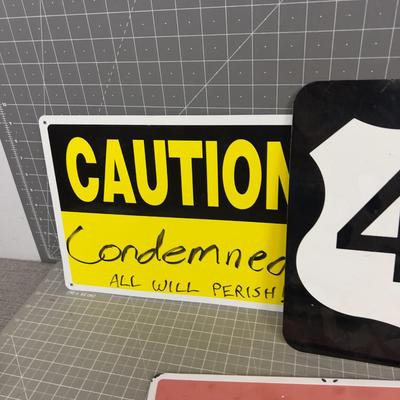 SINGS, Everywhere a Sign