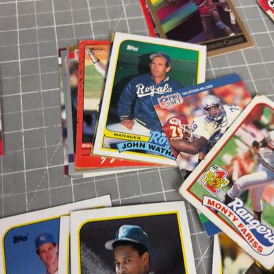 SPORTS CARDS: Baseball and Football 80's-90's 