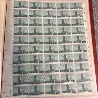 Super Book US Stamps WOW!!! COLLECTIBLE - a Lot of 3 Cent Stamps