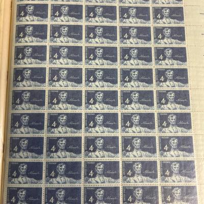 Super Book US Stamps WOW!!! COLLECTIBLE - a Lot of 3 Cent Stamps
