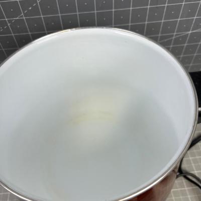 West Bend Slow Cooker '70's Enamel "Bean pot or Crock Pot. 