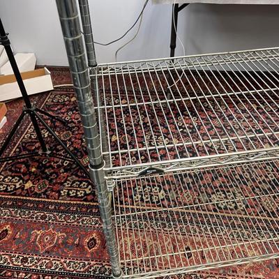 Full Size Rolling Rack with Good Big Wheels