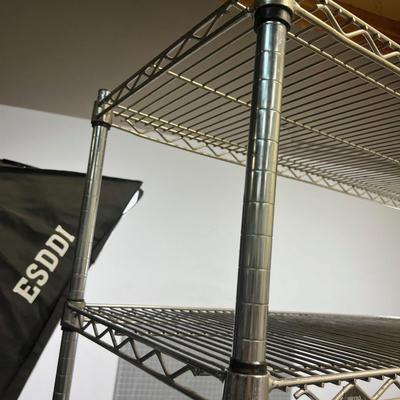 Full Size Rolling Rack with Good Big Wheels