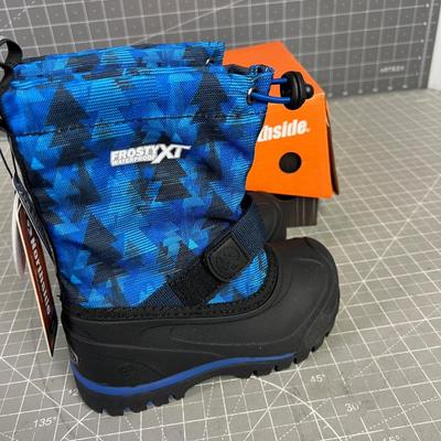 Northside SNOW Boot, NEW 