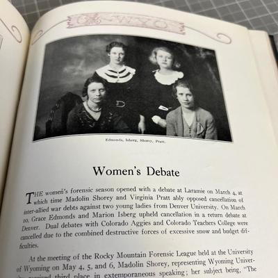 University of WYOMING 1930 and 1933 