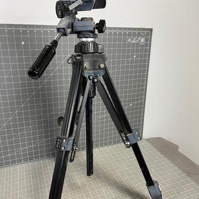 SLIK U-212 Tripod 