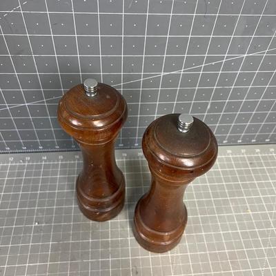 Pair of Walnut Pepper Mills