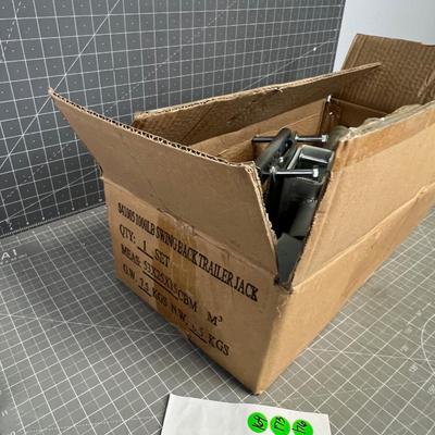 HAUL Master New in the Box TRAILER JACK