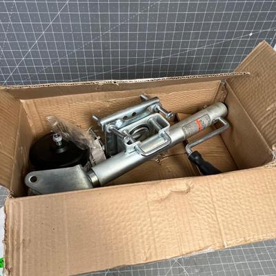 HAUL Master New in the Box TRAILER JACK