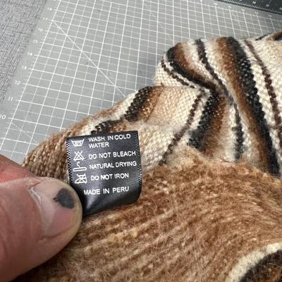 Sumak Maki Alpaca or Lama PONCHO 