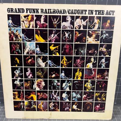 GRAND FUNK RAILROAD / CAUGHT IN THE ACT 