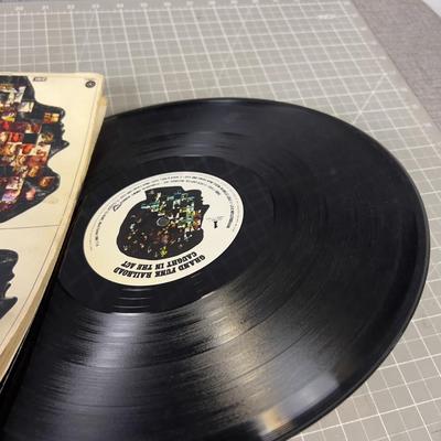 GRAND FUNK RAILROAD / CAUGHT IN THE ACT 