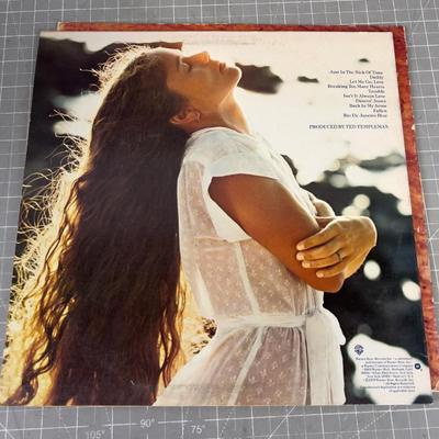 NICOLETTE Larson 