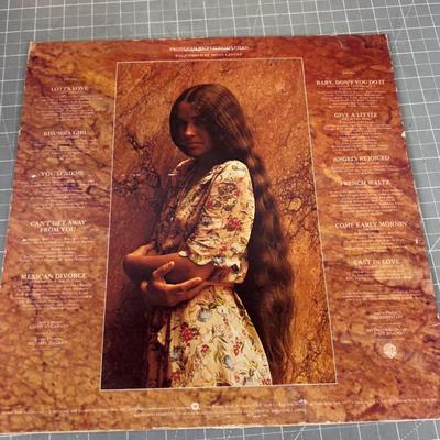 NICOLETTE Larson 