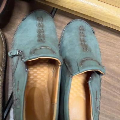 3 Pair of MEN'S Size 10 LOAFERS 