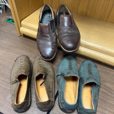 3 Pair of MEN'S Size 10 LOAFERS 