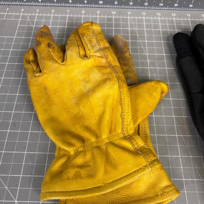 4 Pair Medium to Large Gloves; Leather, Neoprene, Cotton 