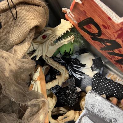 Whoop Whoop! It’s the HALLOWEEN BOX 