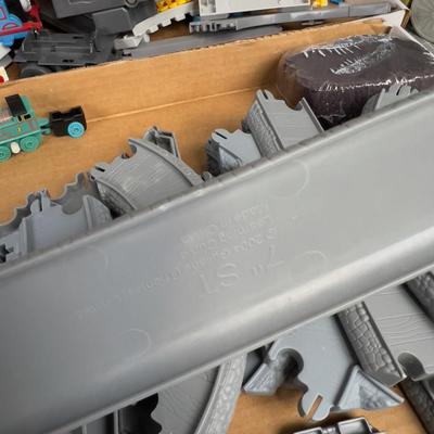 Toy Train Track Thomas the Train, Plus