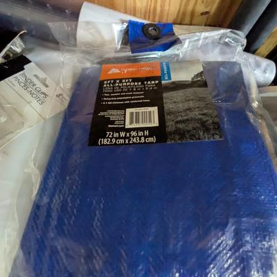 Plastic Shelving Unit Approx 32 1/2" x 13" x 73 1/2" Work & Garden Gloves Painting Plumbing Supplies Traps