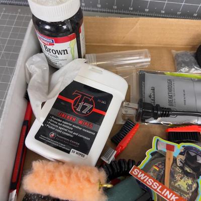 Stuff: Gun Lock, Knife Case, Electric Knife with NO Blades